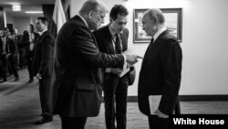 FOTOGALERÍA. Así fue el primer encuentro entre Trump y Putin en la Cumbre de Alaska