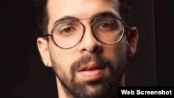 Carlos Manuel Álvarez, periodista independiente y autor. (Foto tomada de Facebook).